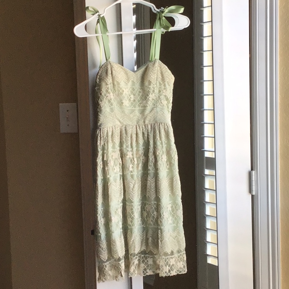Lace dress